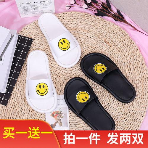 拖鞋网红款情侣装,时尚又温馨