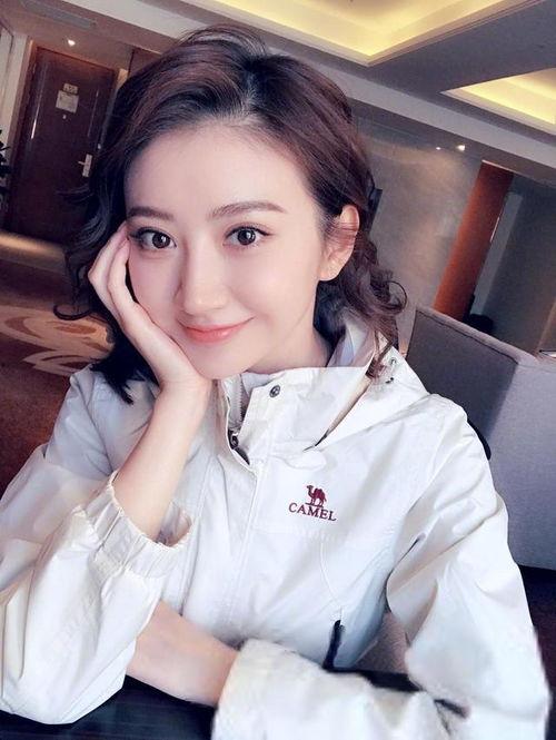 明星景甜h 小说,璀璨星途下的小说世界