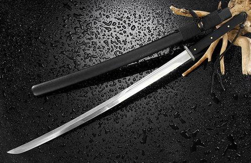 codm新品武士刀最新爆料,神秘外观与强大性能，战场新宠即将诞生