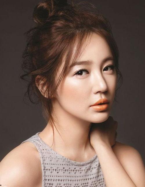 微胖韩国女明星,揭秘韩国微胖女明星的美丽秘诀